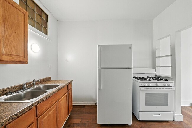 Foto del edificio - 1734 W Clarke St