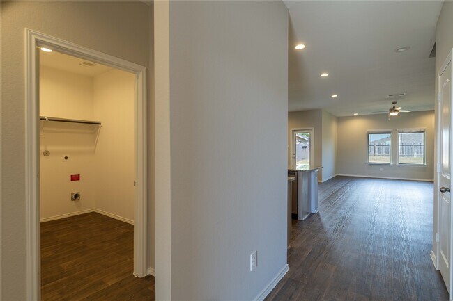 Building Photo - 20241 Portbec Dr