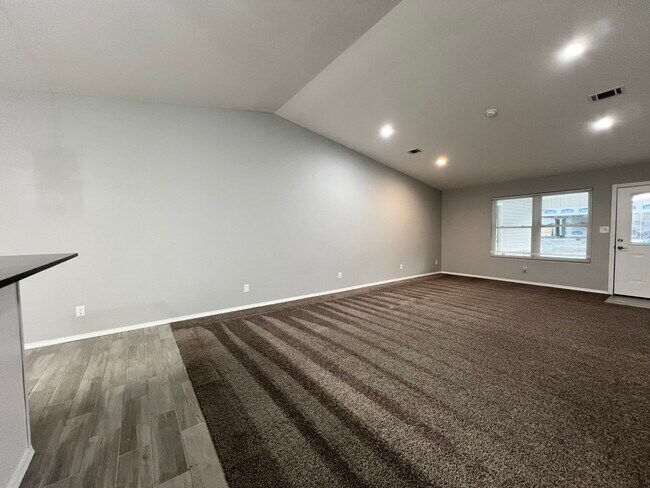 Living Room - 224 White Eagle Trl