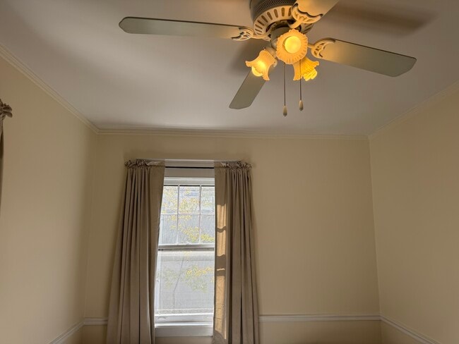 Dormitorio - 878 Ash St