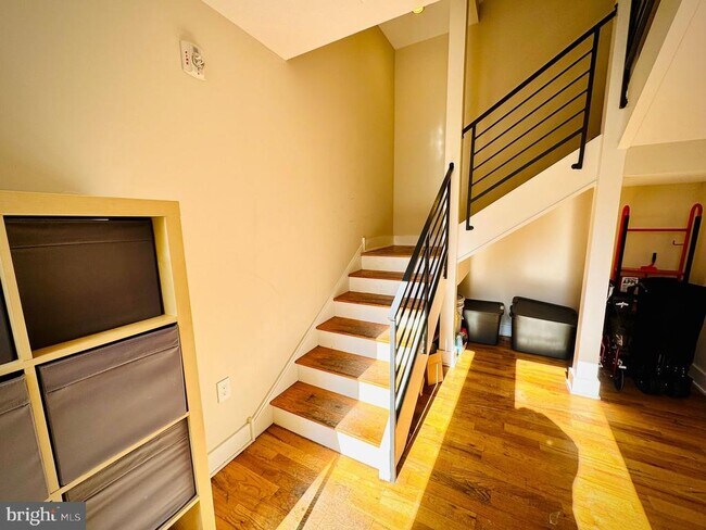 Building Photo - 1012 S Randolph St