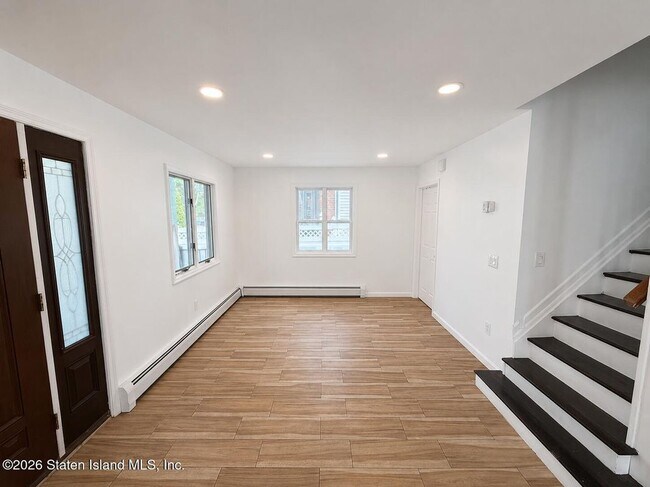 Foto del edificio - 19 Hillcrest Ave