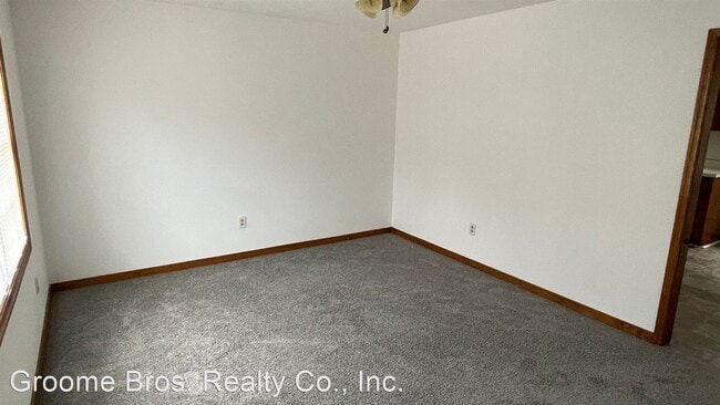Building Photo - 3 br, 2 bath House - 19 S. Beech Avenue