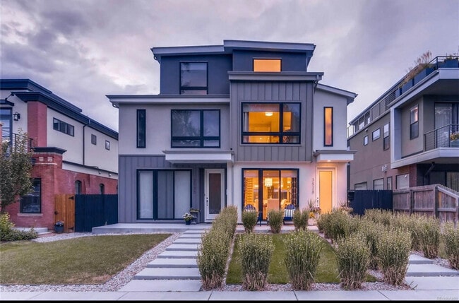 Building Photo - 3528 Stuart St