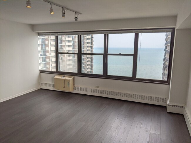 Foto del edificio - 6030 N Sheridan Rd