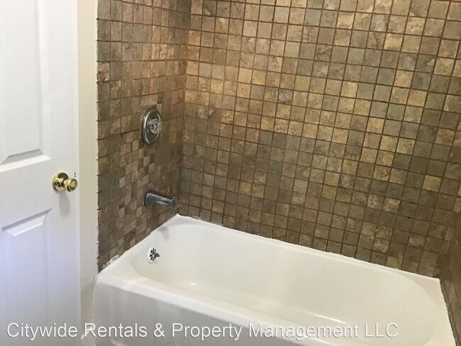 Building Photo - 1 br, 1 bath House - 2807 N 54th St