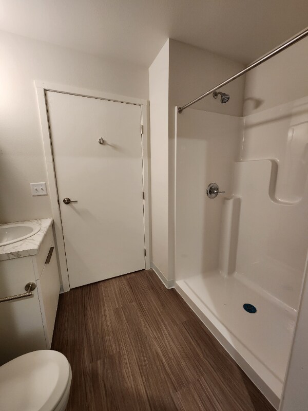 Foto del edificio - 211 1st Ave NW