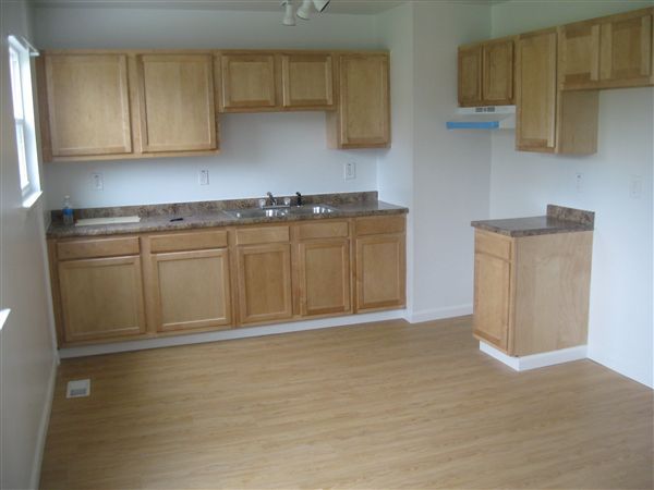 Building Photo - 2826 Vanness St