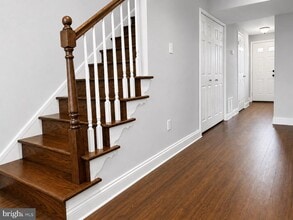 Building Photo - 5559 Hecate Ct