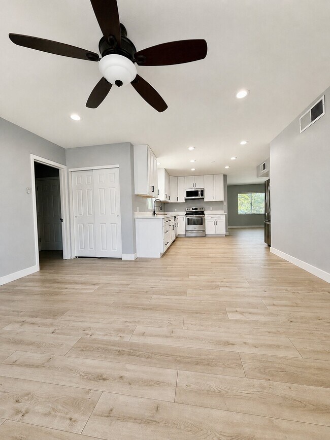 Foto del edificio - 2845 N 81st Way