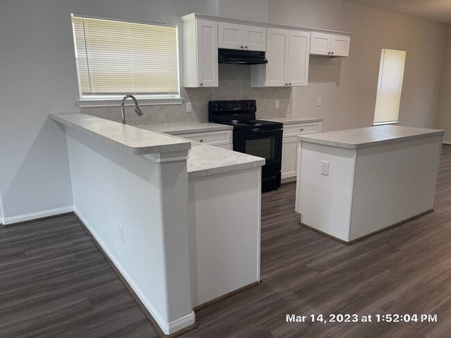 Foto del edificio - 9014 Everglade Dr