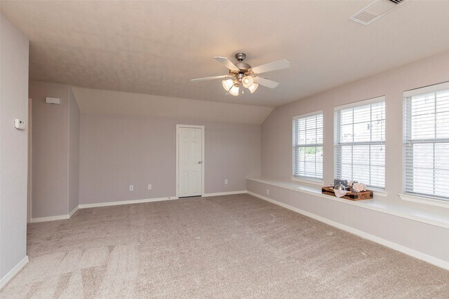 Foto del edificio - 10126 Holly Chase Dr