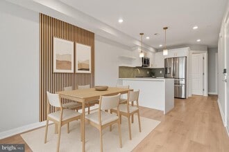 Building Photo - 1432 Ogden St