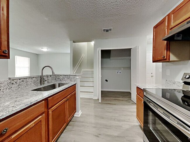 Foto del edificio - 1509 W 1st St