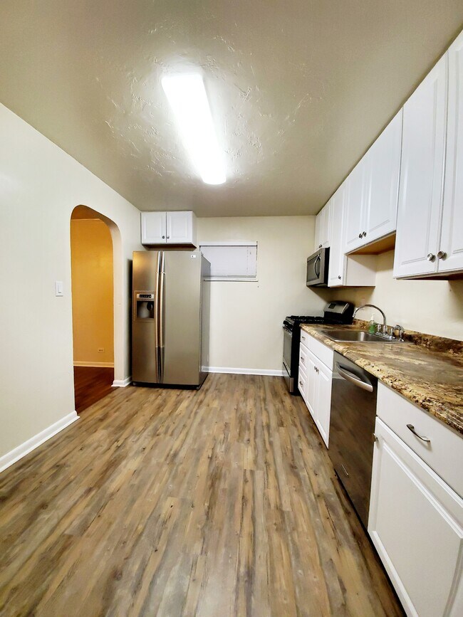 Foto del edificio - 819 Stuart St