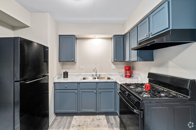 Renovated 2BR Kitchen - Hanover Park Blu Apartments