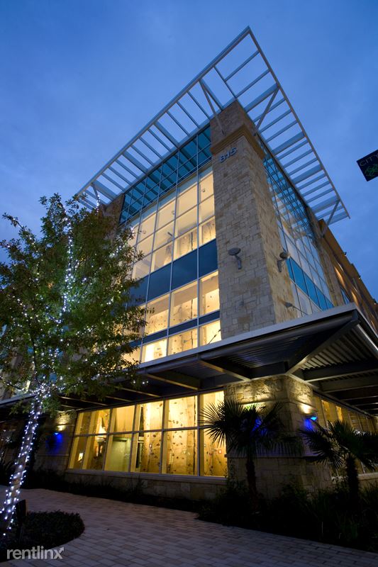 Foto del edificio - 12888 Queensbury Ln
