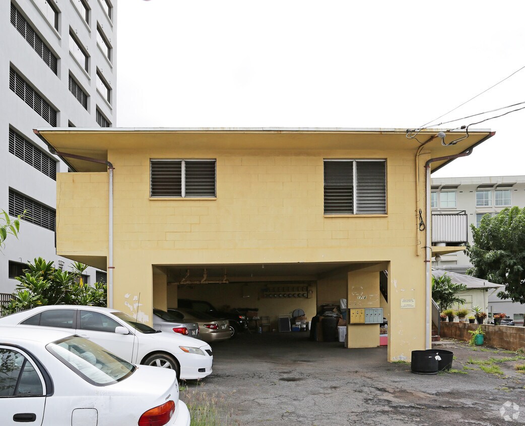 Foto del edificio - 1718 Kaluhikai Ln