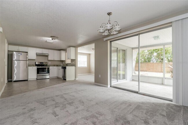 Foto del edificio - 6633 Tripoli Way