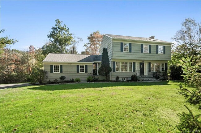 Foto del edificio - 385 Quaker Rd