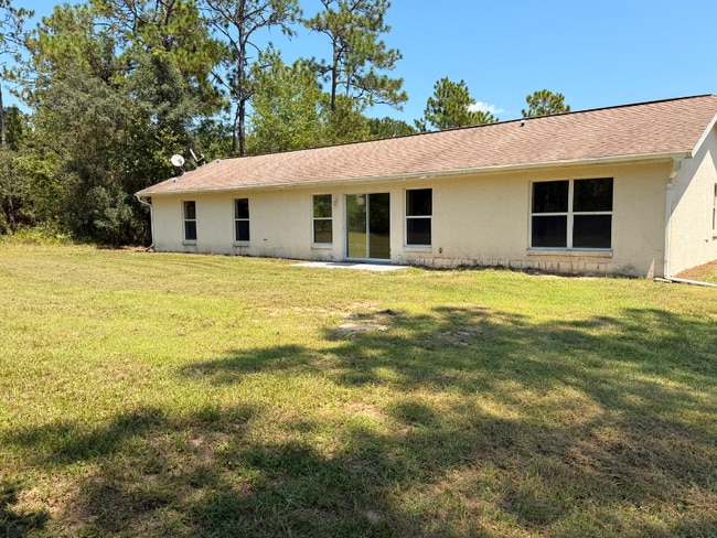 Building Photo - 7228 Everest Ave