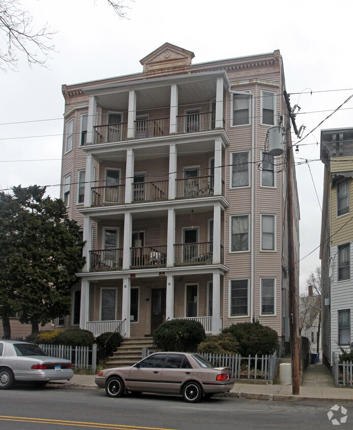 Building Photo - 36-38 Hill St
