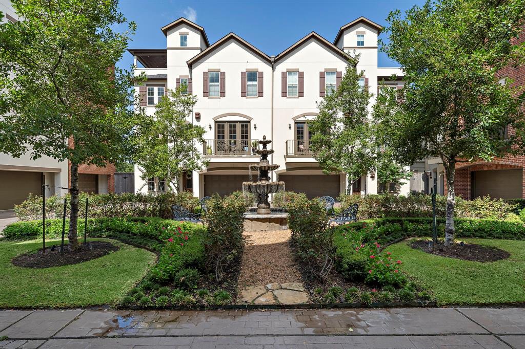 Primary Photo - 912 Lovett Blvd