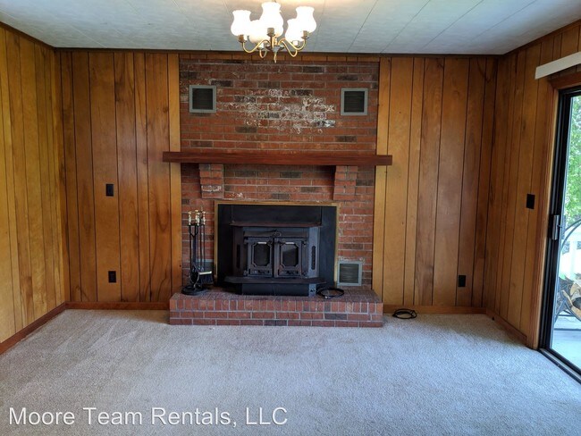 Building Photo - 2 br, 1 bath House - 554 Apple Valley Rd