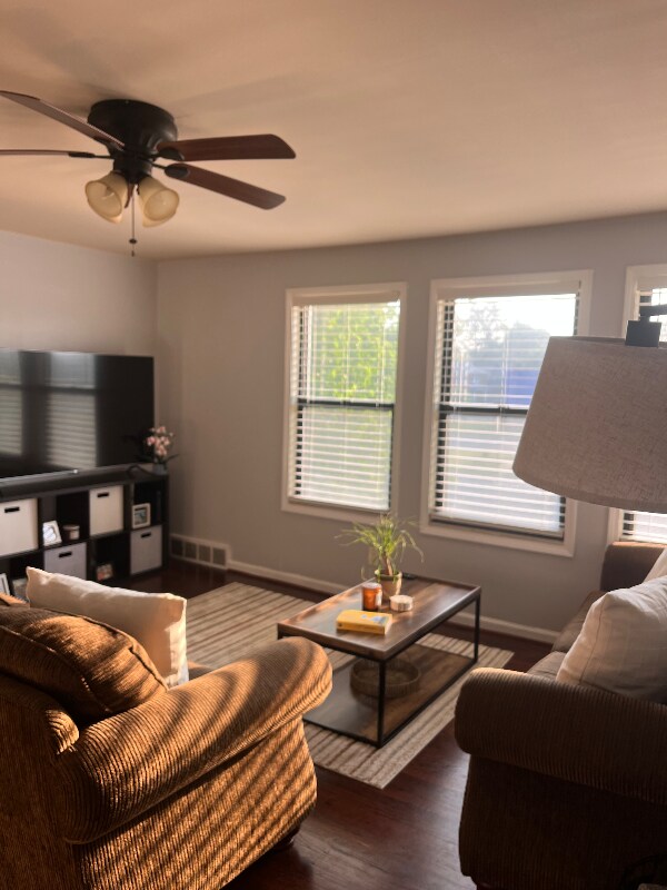 Foto principal - 25749 Woodward Ave