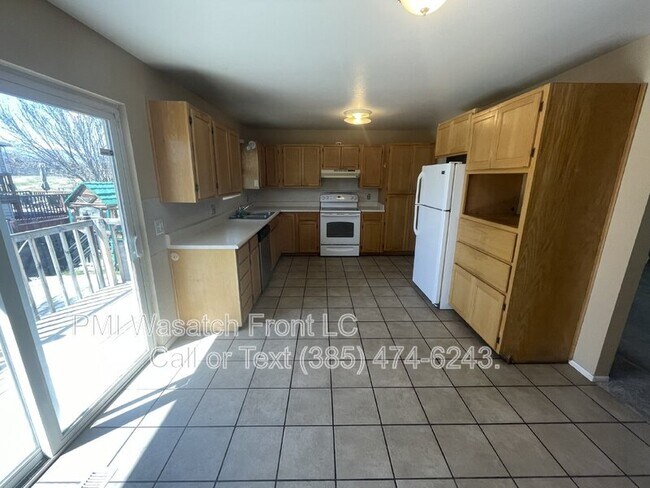 Building Photo - 9140 Judd Ln
