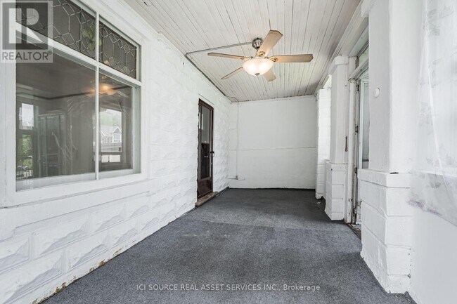 Building Photo - 12 Sibley Ave