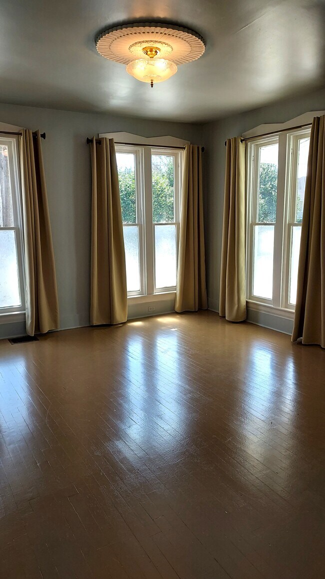 Foto del edificio - 134 Marble Mill Rd NW
