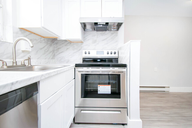 Kitchen - Longhill Gardens