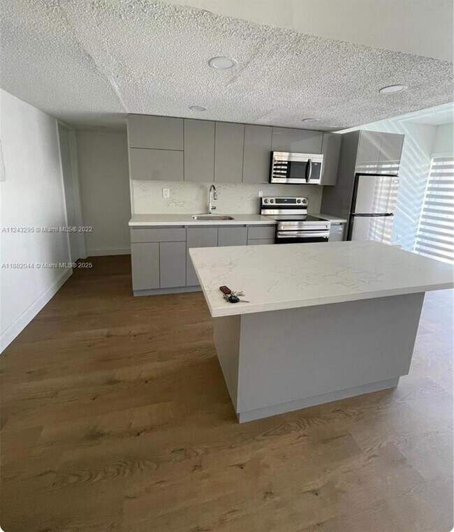 Foto del edificio - 9331 SW 4th St