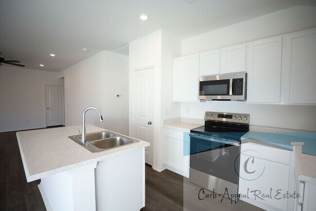 Foto del edificio - New construction in Jonesboro - beautiful 3 bed / 2 bath home - Valley View!!