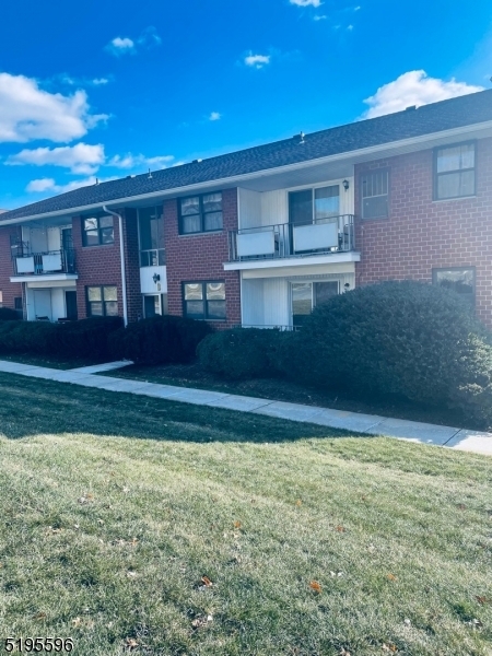 Primary Photo - 1300 Rock Ave