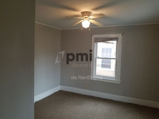 Foto del edificio - 1704 N Gulick Ave