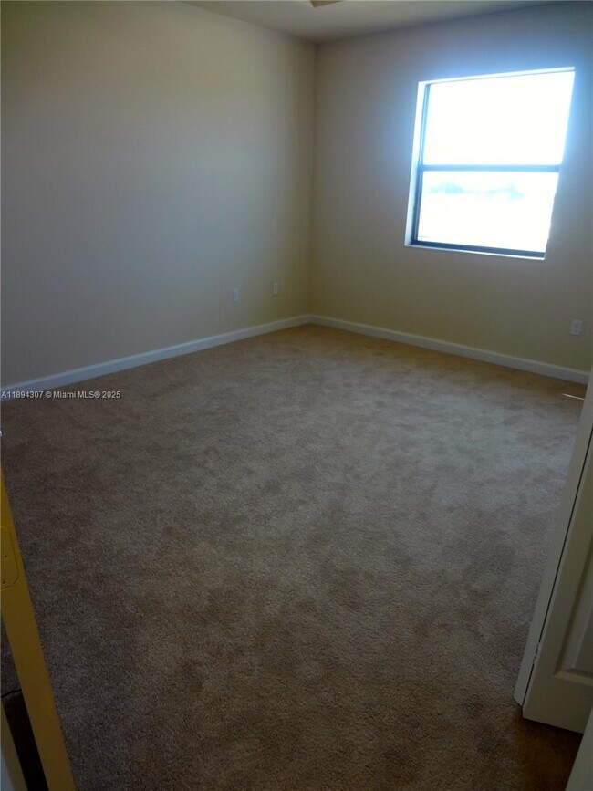 Foto del edificio - 11756 SW 238th St