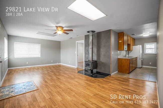 Building Photo - Lake Morena -Move In Special 3 bed / 2 bat...
