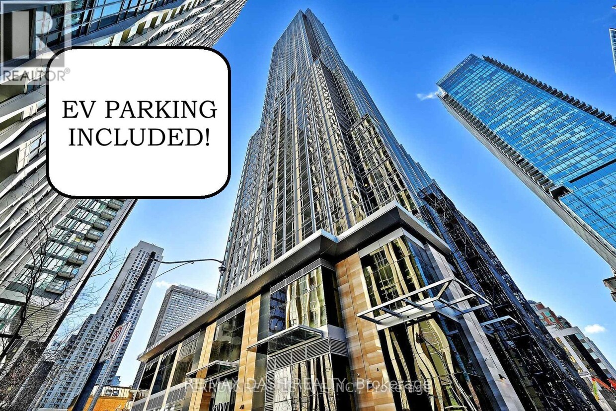 Photo principale - 11-4111 Yorkville Ave