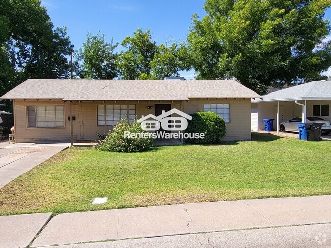 Building Photo - 1341 E Hall St