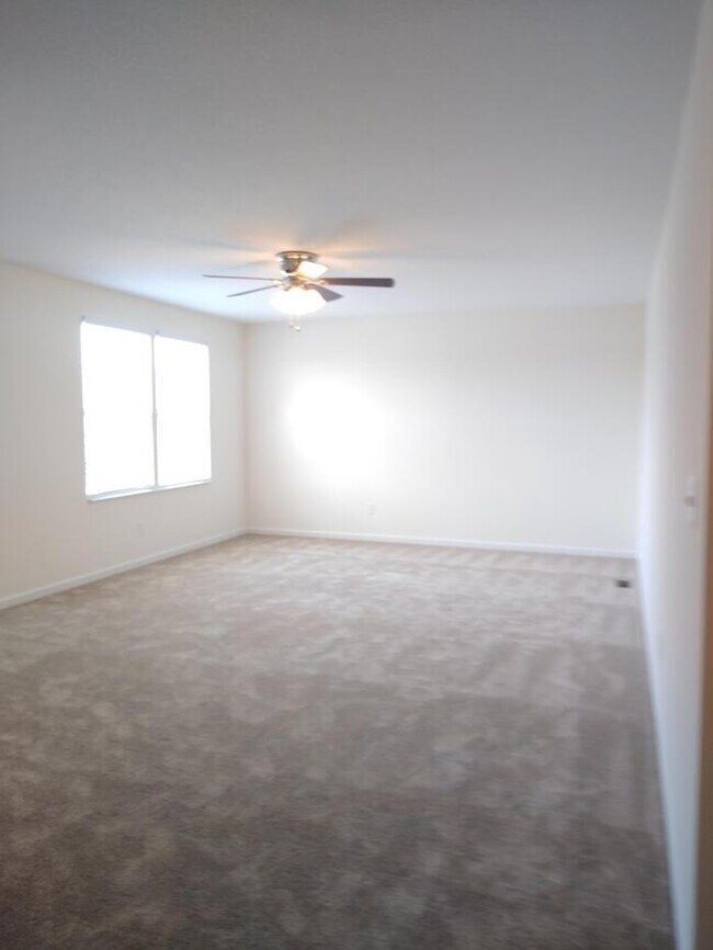Building Photo - 4424 Rishel St