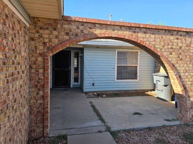 Foto del edificio - 3540 Breckenridge Dr
