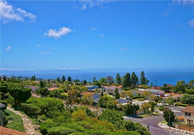 Foto del edificio - 28219 Ridgethorne Ct