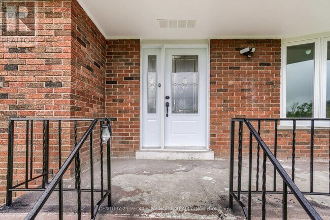 Photo du bâtiment - 643 S Townline Rd