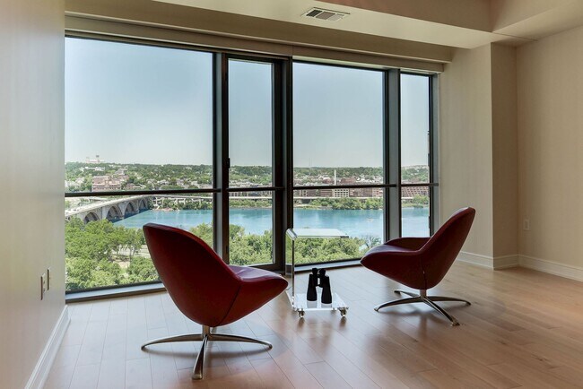 Foto del edificio - 1111 19th St N