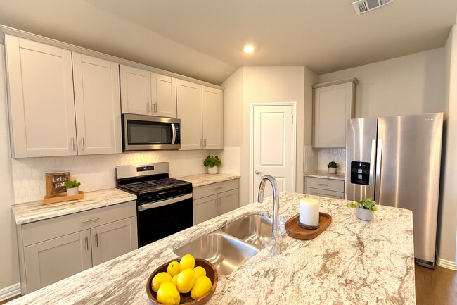 Building Photo - 508 Regency Ct