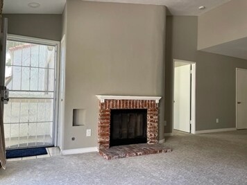 Foto del edificio - 13292 Salmon River Rd