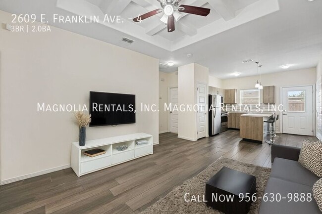 Foto del edificio - 2609 E Franklin Ave