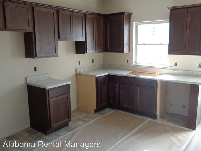Building Photo - 177 Renwick Ln